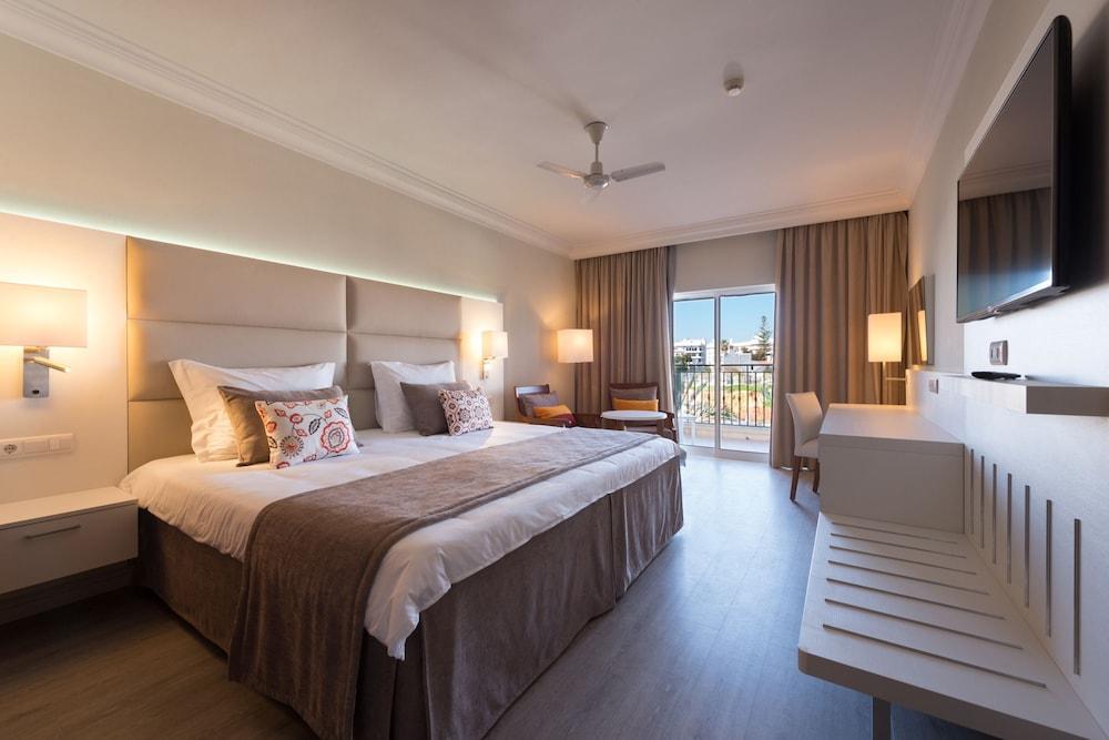 Portobay Blue Ocean (Adults Only) Hotel Olhos de Agua  Bagian luar foto