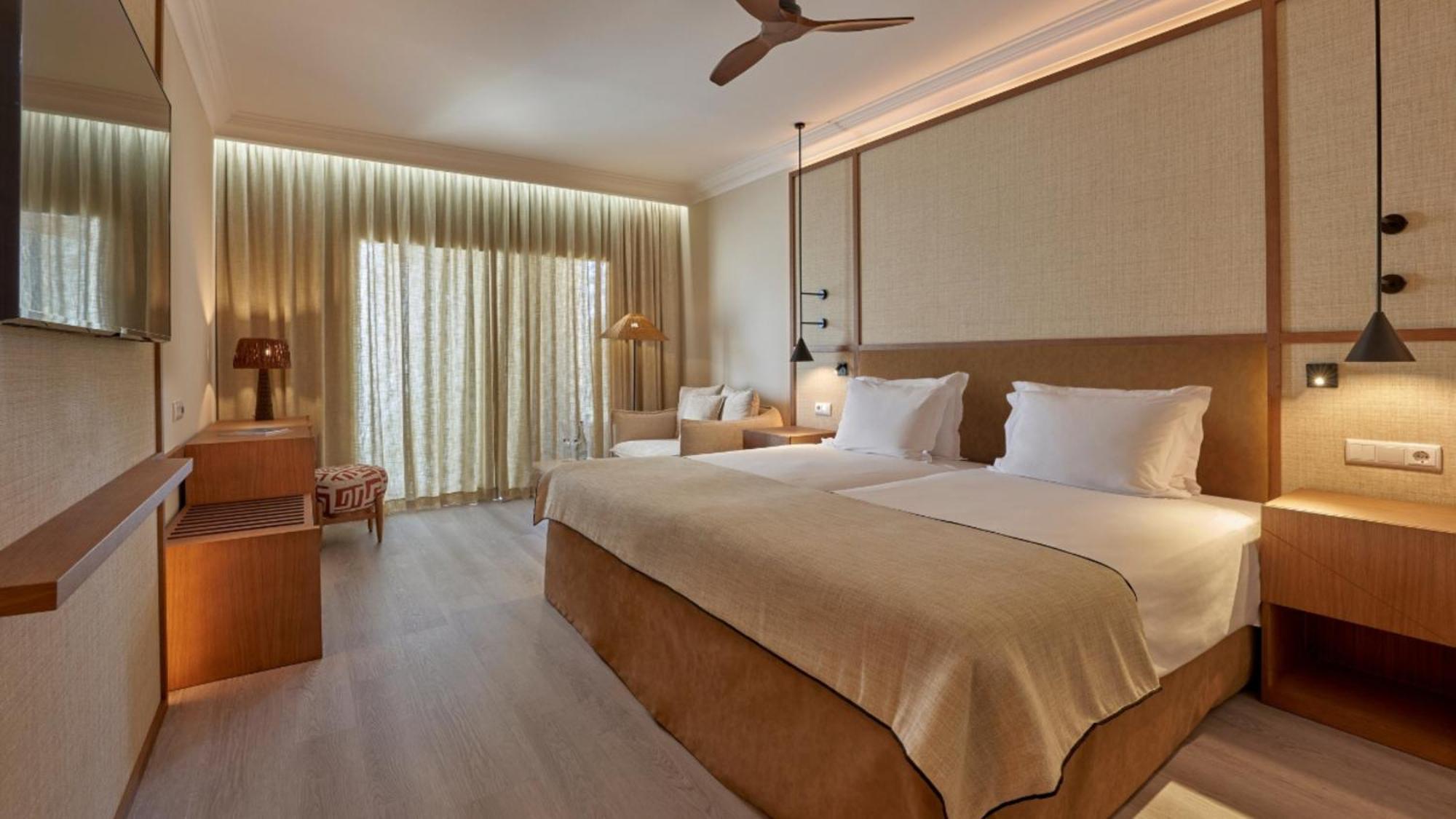 Portobay Blue Ocean (Adults Only) Hotel Olhos de Agua  Bagian luar foto